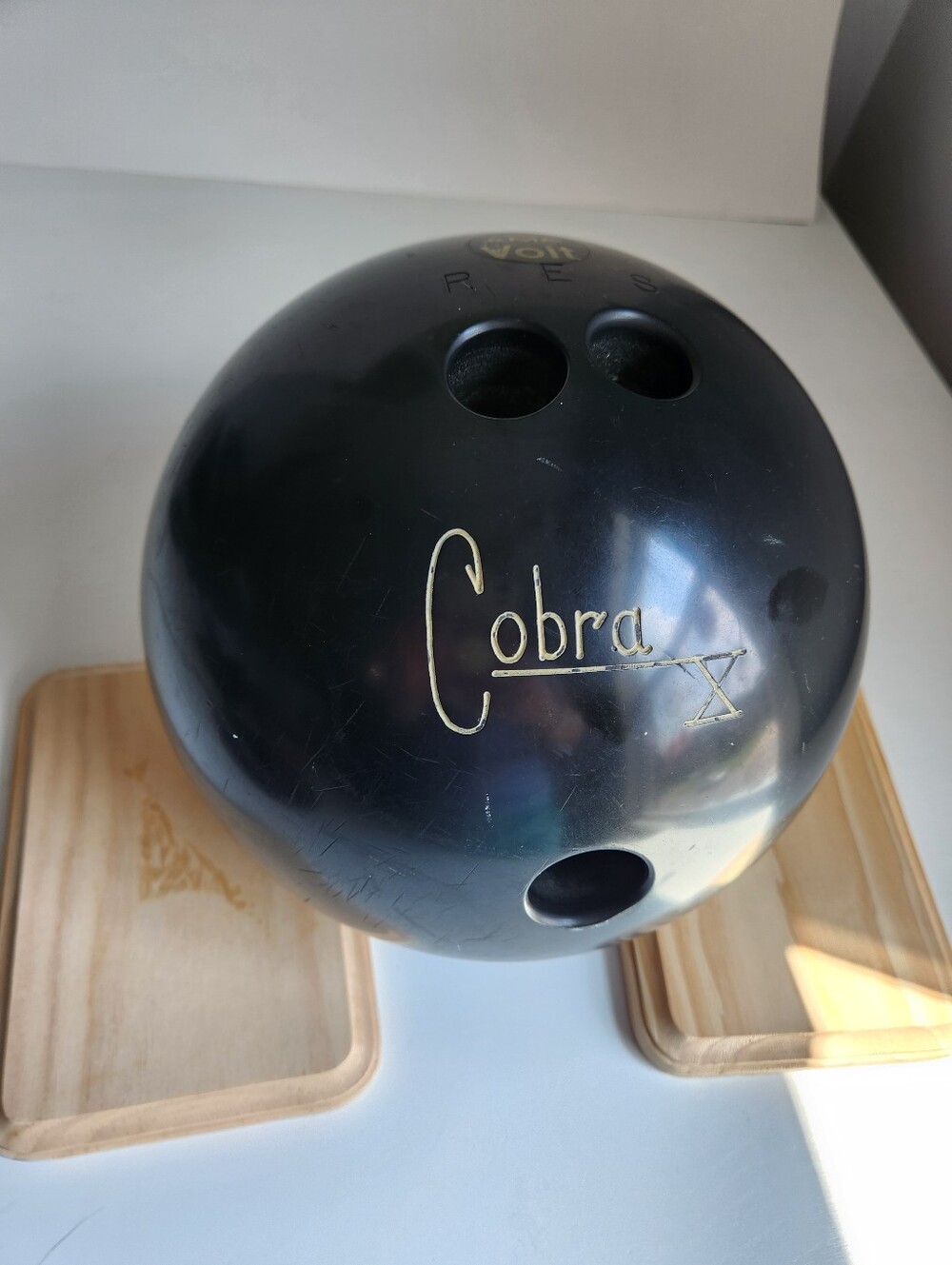 AMF VOIT Discontinued Cobra X Bowling Ball VINTAGE 13.4 Lb